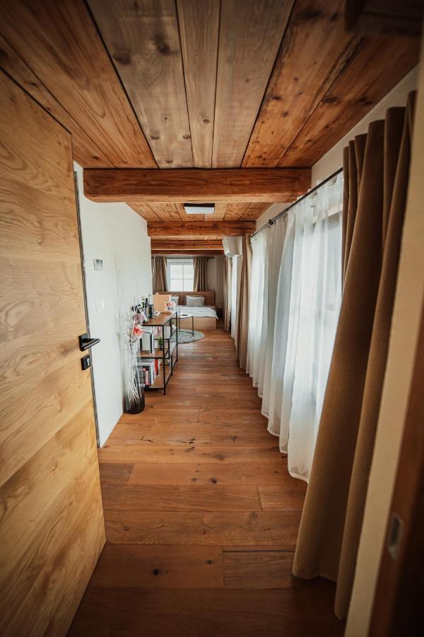 Apartamento Kocbek Since 1929 Sveti Jurij ob Scavnici Exterior foto