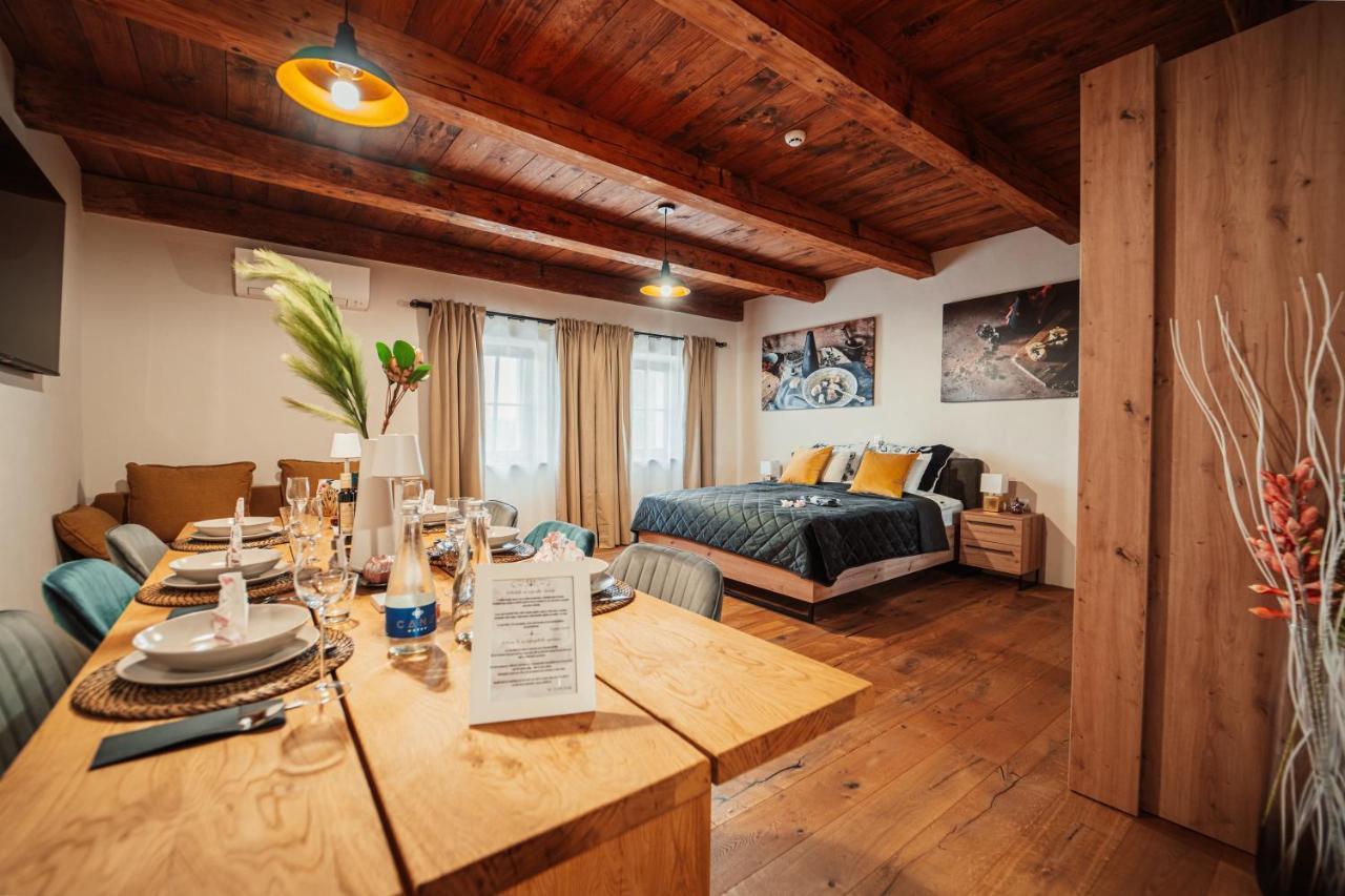 Apartamento Kocbek Since 1929 Sveti Jurij ob Scavnici Exterior foto