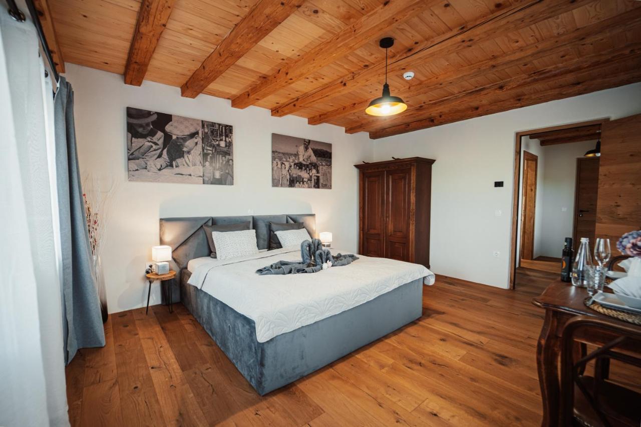 Apartamento Kocbek Since 1929 Sveti Jurij ob Scavnici Exterior foto